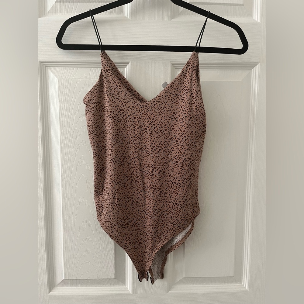 Tan leopard print bodysuit